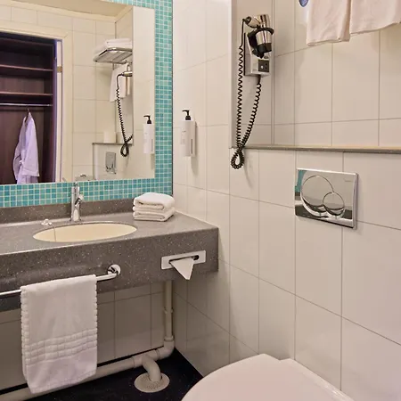 Radisson Blu Polar Hotel, Spitsbergen 4*