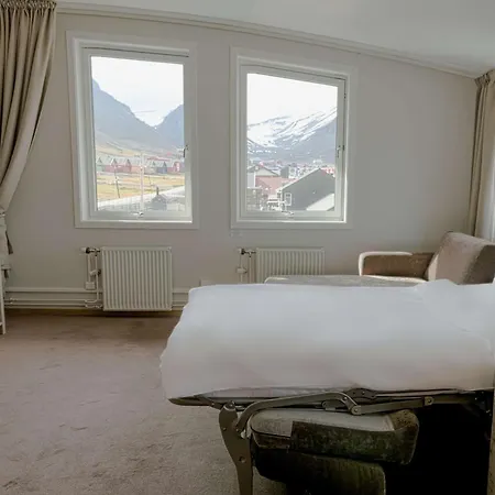 Radisson Blu Polar Hotel, Spitsbergen 4*