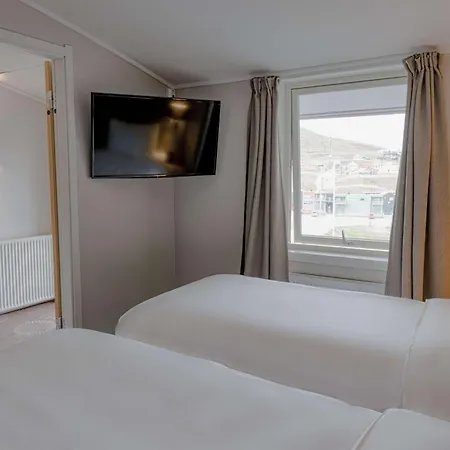 Radisson Blu Polar Hotel, Spitsbergen 4*
