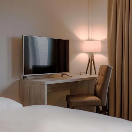 Radisson Blu Polar Hotel, Spitsbergen 4* Λονγκιαρμπίεν