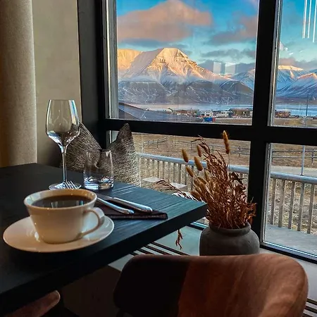 Radisson Blu Polar Hotel, Spitsbergen Ξενοδοχείο Λονγκιαρμπίεν