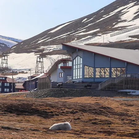 Radisson Blu Polar Hotel, Spitsbergen מלון 4*