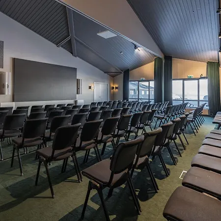 Radisson Blu Polar Hotel, Spitsbergen 4* לונגיירביין